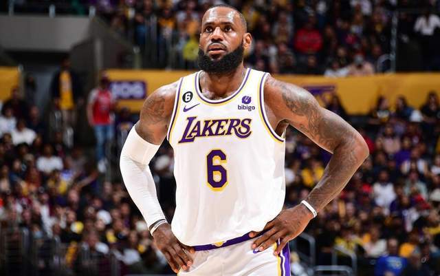 阿尔代尔：当年罗马队内托蒂射门最强；卡萨诺对谁都不尊重（阿尔代尔：托蒂当年在罗马射门最强，卡萨诺谁都不尊重）