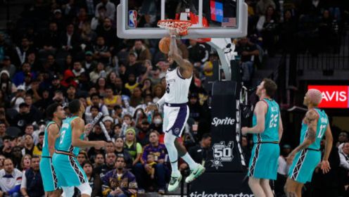 FC26坚不可摧：萨拉赫领衔，萨卡、莫德里奇、卡马文加在列（FC26无懈可击：萨拉赫挂帅，萨卡、莫德里奇、卡马文加同入选）