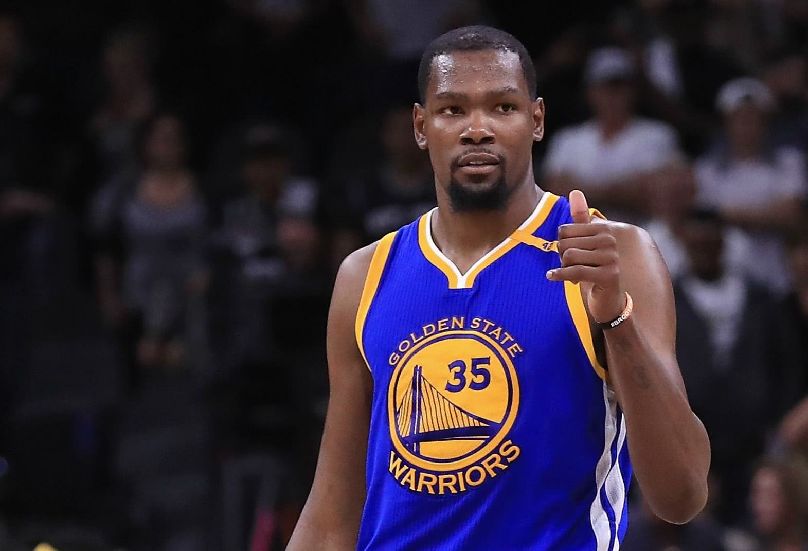 米体：卢卡库恢复良好，可能12月11日对阵本菲卡时复出（米兰体育报：卢卡库恢复顺利，有望12月11日复出战本菲卡）