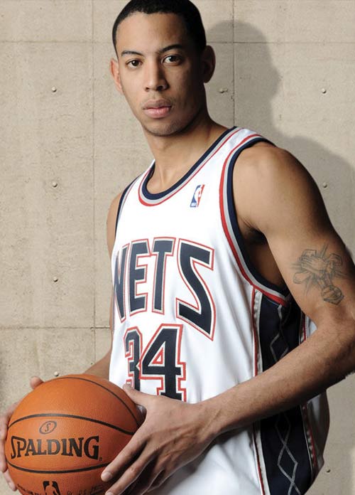 2-0！上海申花爆发，决战日本豪门，取胜=出线，6外援驰援，替海港复仇（申花2-0展现火力，决战日本豪强，赢球即晋级，6外援压阵，替海港雪耻）