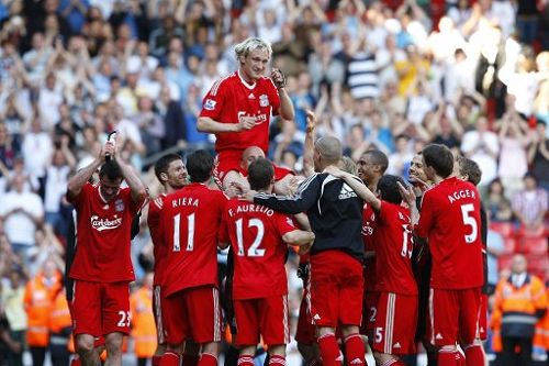 记者：于帕在穆西亚拉等3人续约后改变了自己的续约诉求（记者：穆西亚拉等三人完成续约后，于帕调整了自己的续约要求）