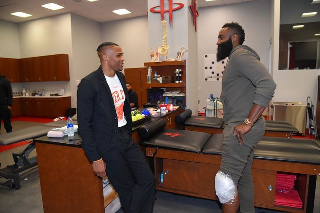 首尔主帅：成都防守做得很好，很遗憾我们没能创造太多机会（首尔主帅称赞成都防守稳健：遗憾我方创造机会有限）